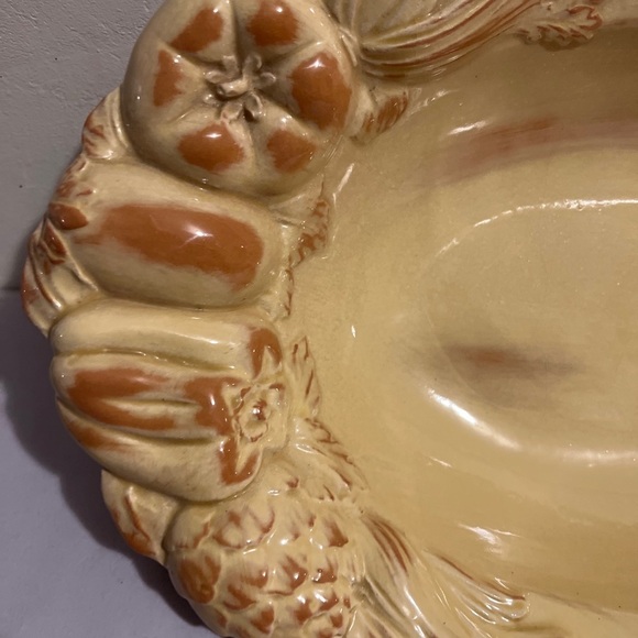 VIETRI Pottery Large Serving Dish Bowl Made In ITALY Vegetable Dish Carrots EUC - Picture 4 of 8